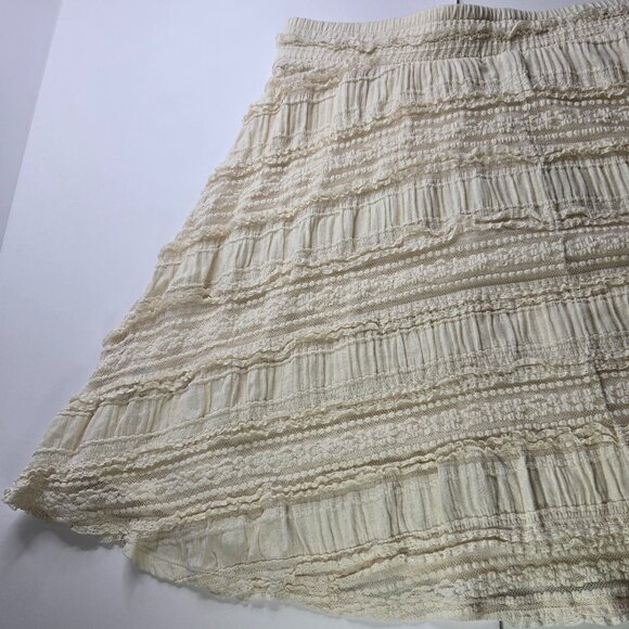 Torrid Lace Skater Skirt with Smocked Elastic Waist and Soft Lining Plus Sized 2 - Picture 7 of 9